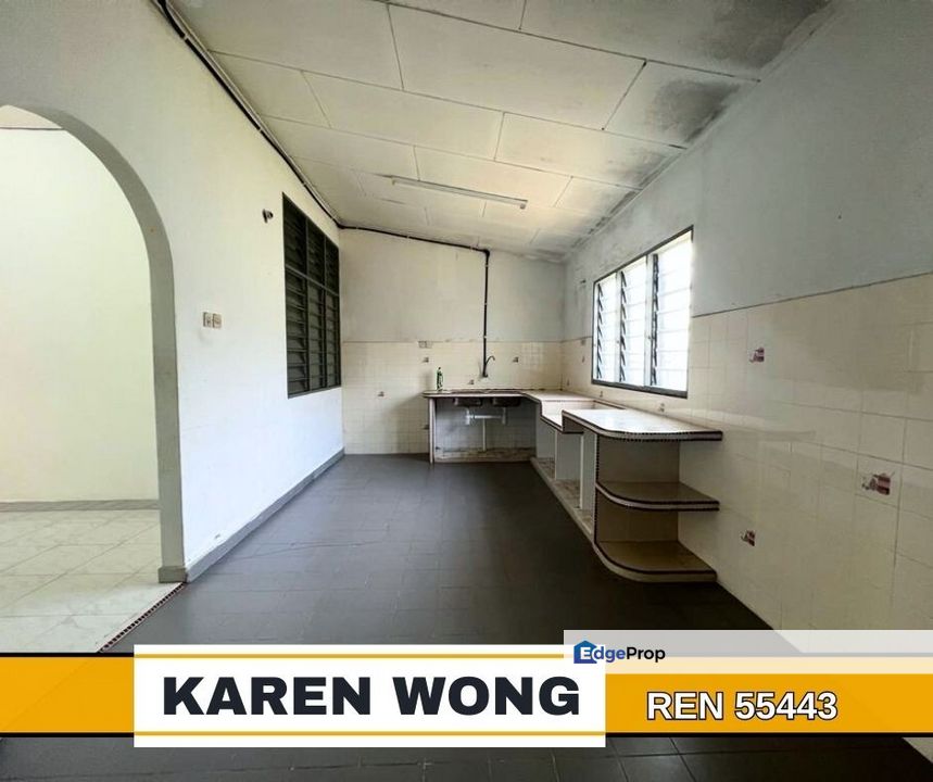 FACING PADANG EXTENDED BACKYARD 1 Storey Terrace House @ TAMAN RIA JAYA, Kedah, Sungai Petani