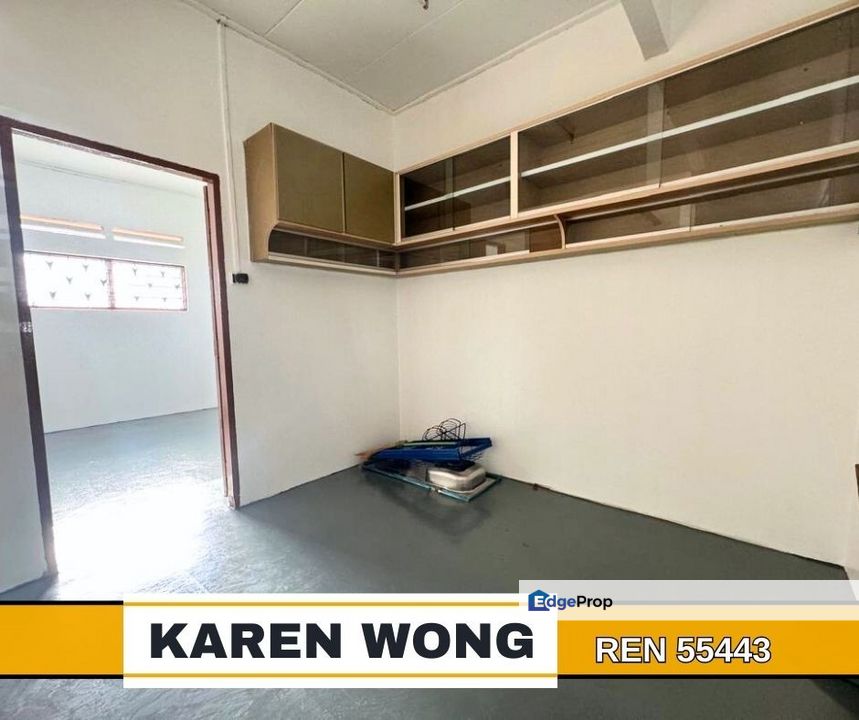 FACING PADANG GOOD CONDITION House for Rent @ TAMAN BUNGA RAYA, Kedah, Sungai Petani