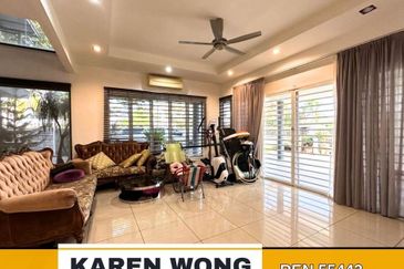 Bandar Laguna Merbok