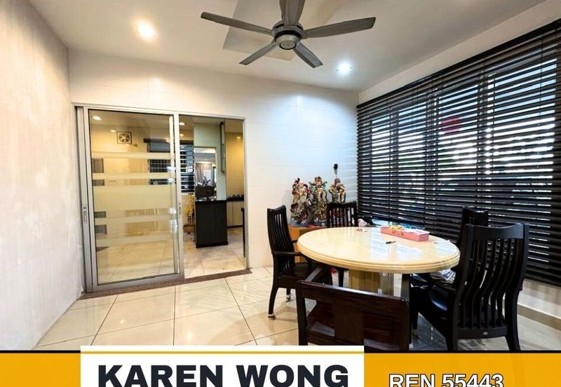 Bandar Laguna Merbok