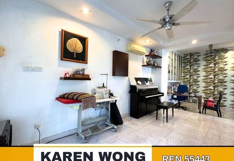 Bandar Laguna Merbok