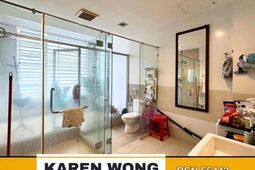 Bandar Laguna Merbok