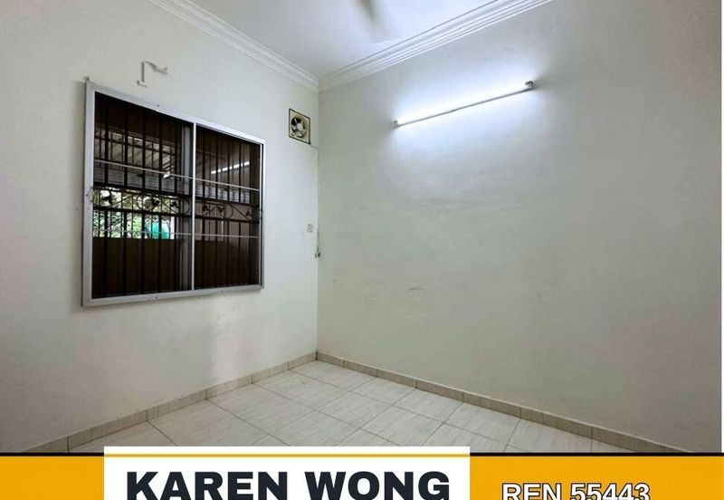 Bandar Laguna Merbok