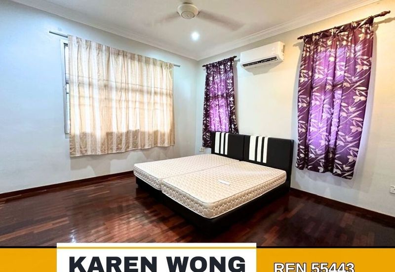 Bandar Laguna Merbok