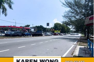 Bandar Laguna Merbok