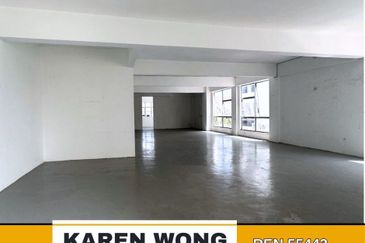 Bandar Laguna Merbok