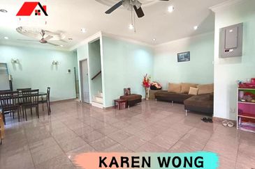 Bandar Laguna Merbok