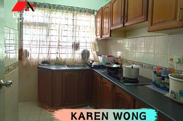 Bandar Laguna Merbok