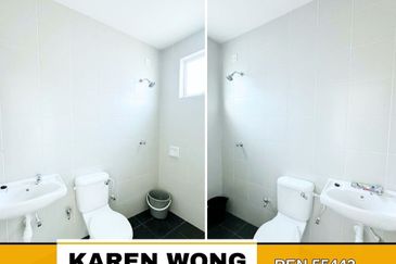 OPEN FACING & NEAR PLAYGROUND SELL BELOW MARKET PRICE @ AZELIA 3A BUKIT BANYAN