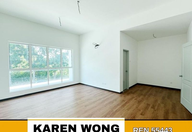 OPEN FACING & NEAR PLAYGROUND SELL BELOW MARKET PRICE @ AZELIA 3A BUKIT BANYAN