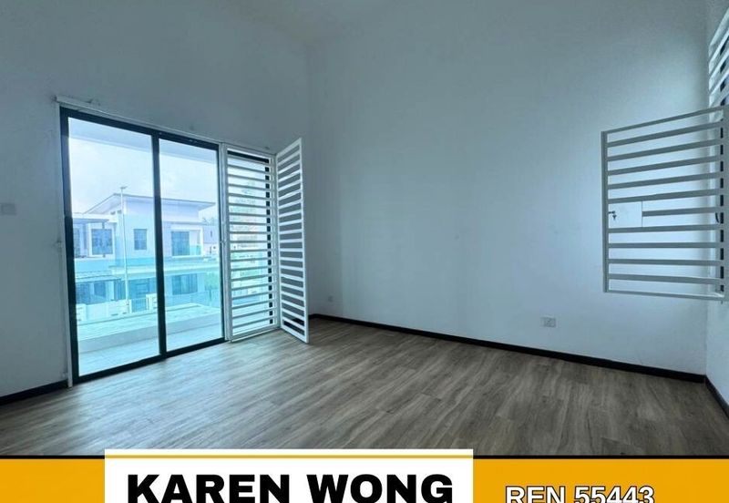 Sierra, Bukit Banyan