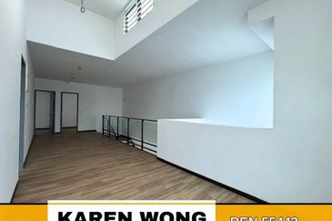 Sierra, Bukit Banyan