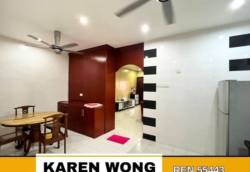 Bandar Laguna Merbok