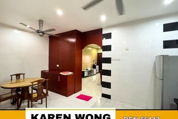 Bandar Laguna Merbok