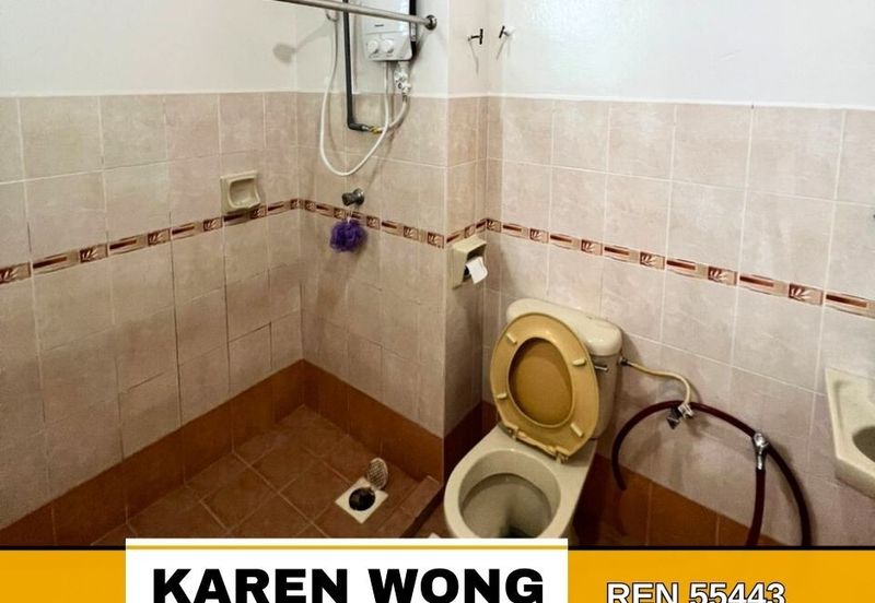 Bandar Laguna Merbok