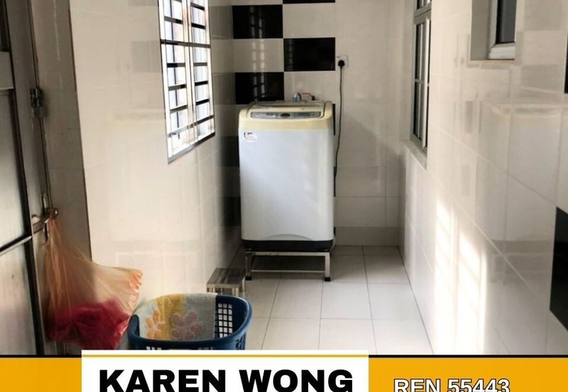 Bandar Laguna Merbok