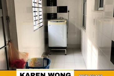 Bandar Laguna Merbok