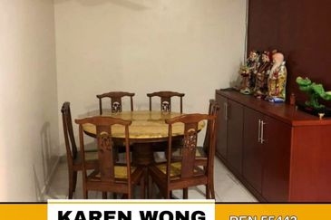 Bandar Laguna Merbok