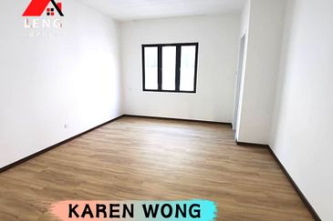 Sierra, Bukit Banyan