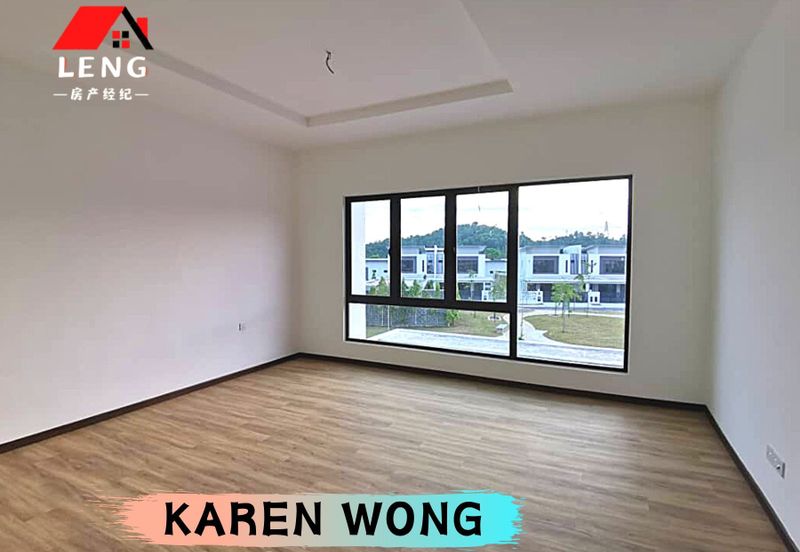 Sierra, Bukit Banyan