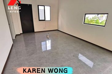 Sierra, Bukit Banyan