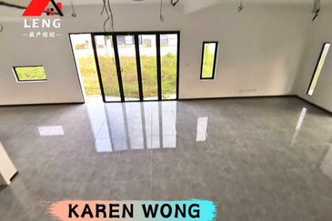 Sierra, Bukit Banyan