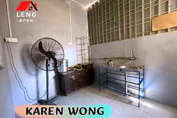 Bandar Laguna Merbok