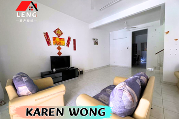 Bandar Laguna Merbok