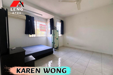 Bandar Laguna Merbok