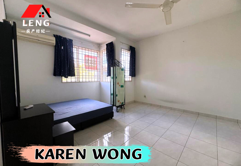 Bandar Laguna Merbok