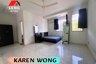 Bandar Laguna Merbok