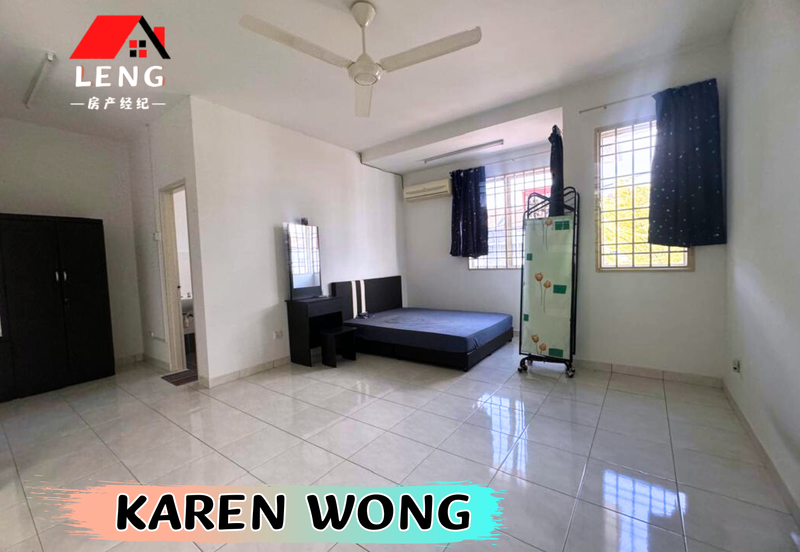 Bandar Laguna Merbok