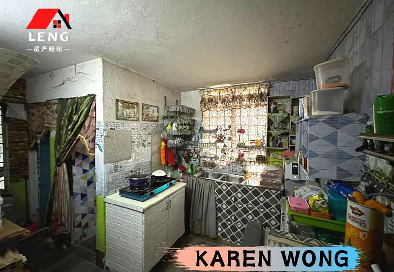 GOOD PRICE 1.5 Storey Terrace Shoplot for Sale @ TAMAN SEMARAK Near Padang Temusu