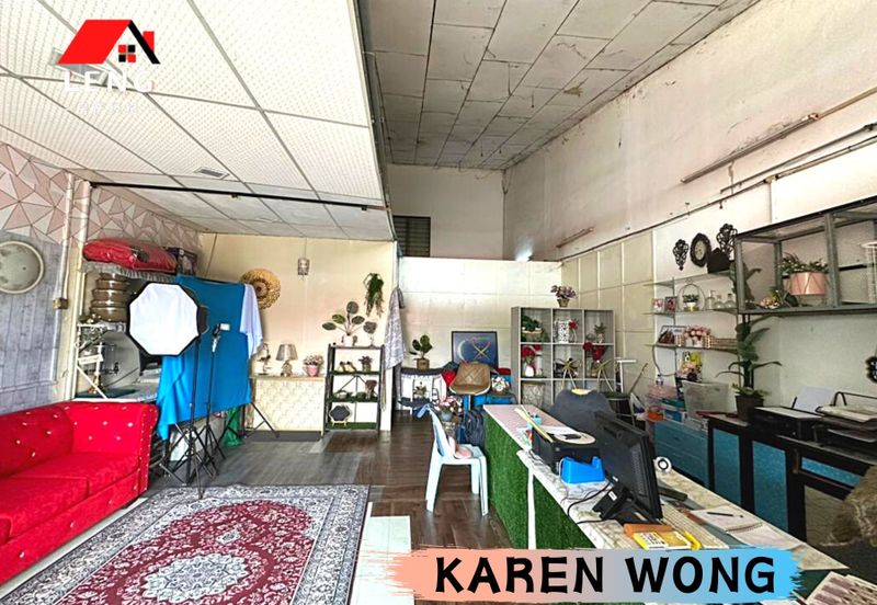 GOOD PRICE 1.5 Storey Terrace Shoplot for Sale @ TAMAN SEMARAK Near Padang Temusu