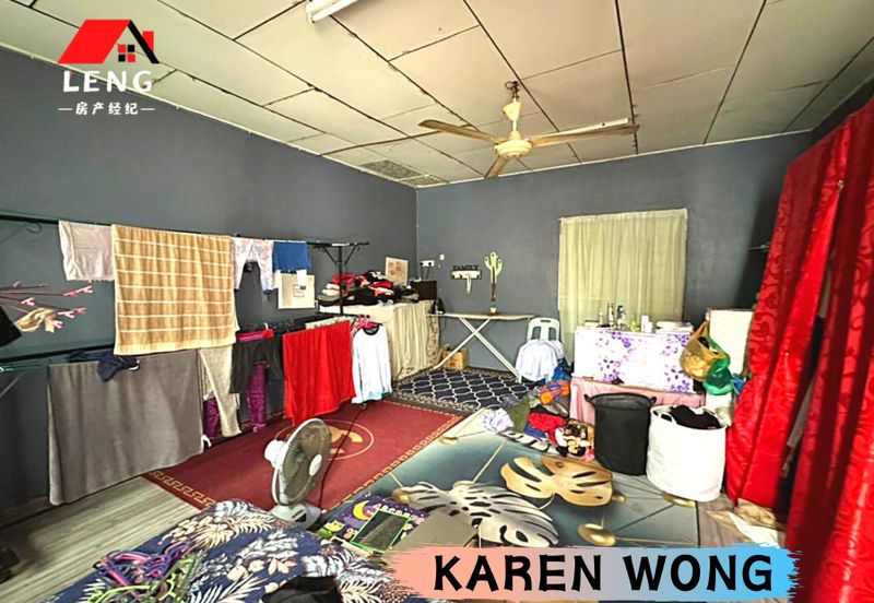 GOOD PRICE 1.5 Storey Terrace Shoplot for Sale @ TAMAN SEMARAK Near Padang Temusu