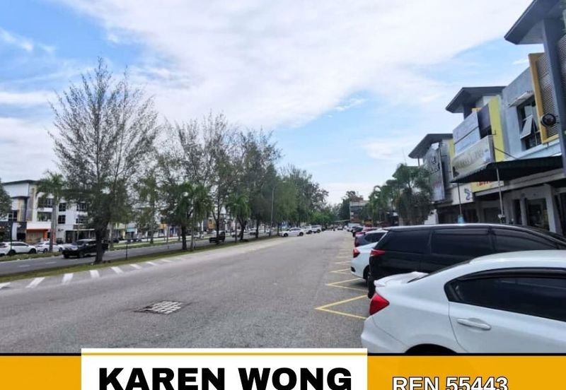 Bandar Laguna Merbok