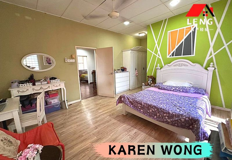 Bandar Laguna Merbok