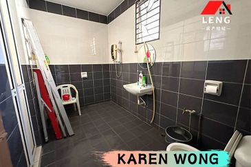 Bandar Laguna Merbok