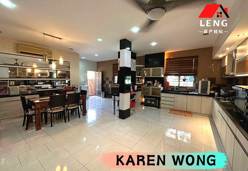 Bandar Laguna Merbok