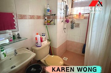 Bandar Laguna Merbok