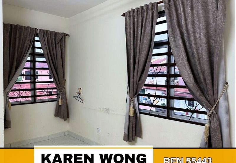 Bandar Laguna Merbok