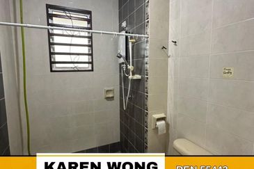 Bandar Laguna Merbok