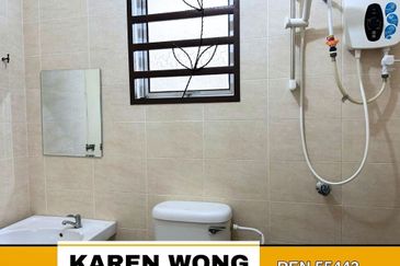 Bandar Laguna Merbok