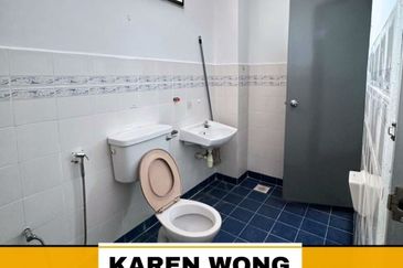 Bandar Laguna Merbok