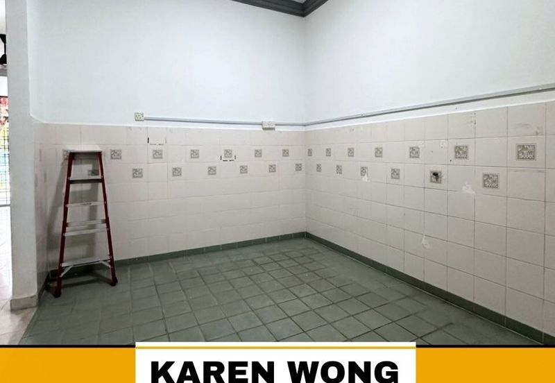 Bandar Laguna Merbok