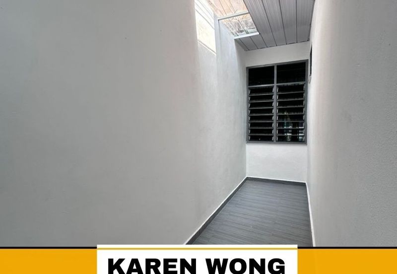 Bandar Laguna Merbok