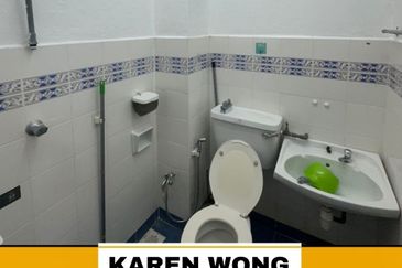 Bandar Laguna Merbok