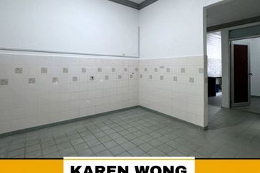 Bandar Laguna Merbok