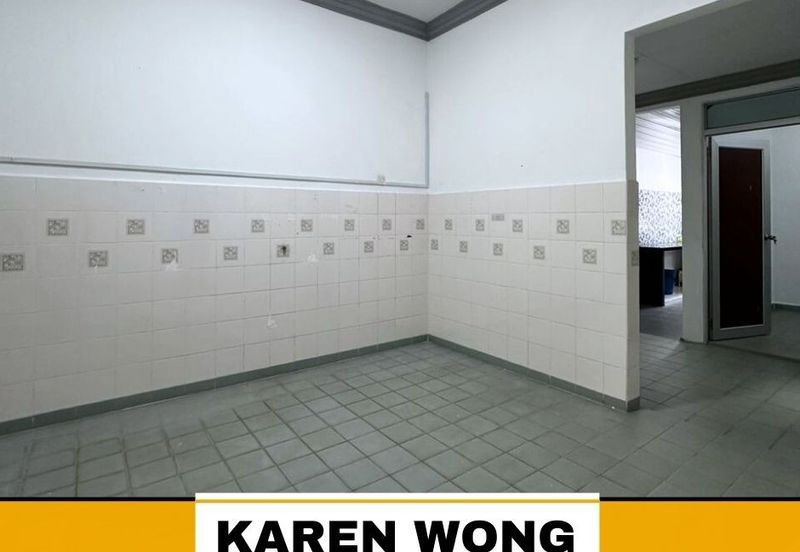 Bandar Laguna Merbok