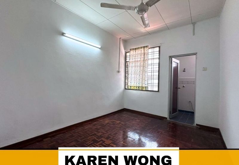 Bandar Laguna Merbok